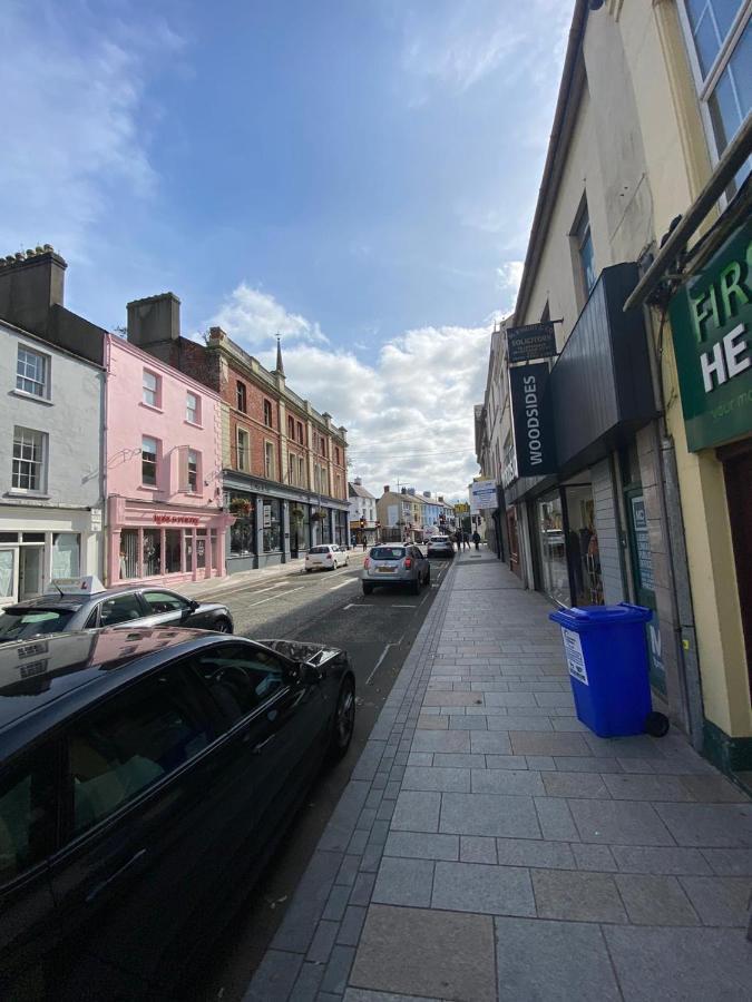 Central Lisburn Duplex Apartment Siren Stays Buitenkant foto